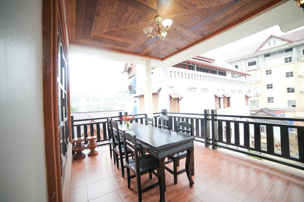 Maylay Guesthouse Vang Vieng Buitenkant foto