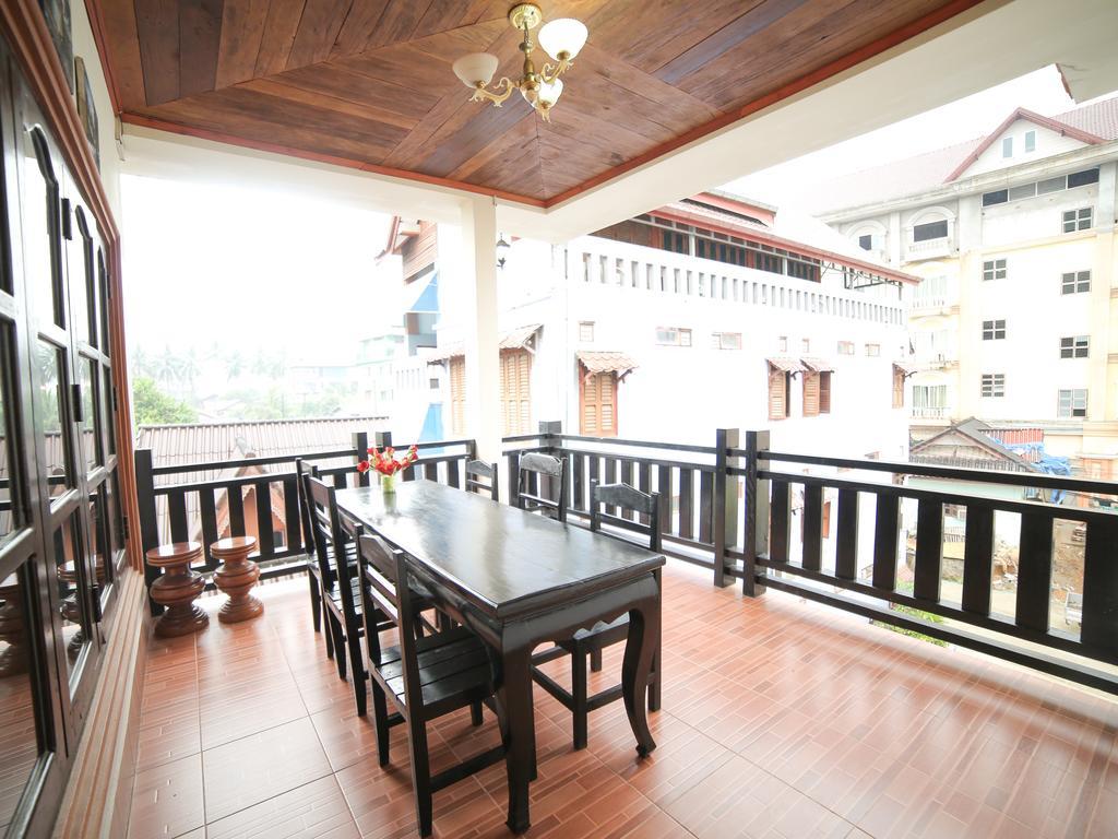 Maylay Guesthouse Vang Vieng Buitenkant foto