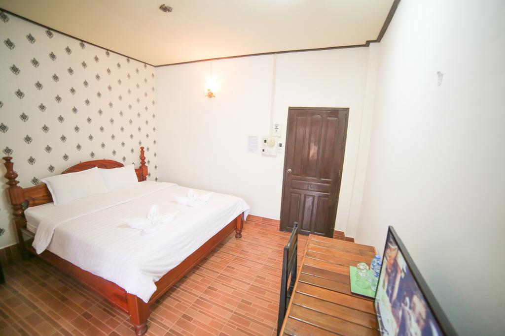 Maylay Guesthouse Vang Vieng Buitenkant foto