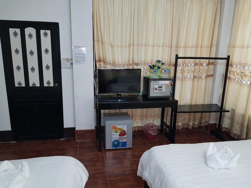 Maylay Guesthouse Vang Vieng Buitenkant foto